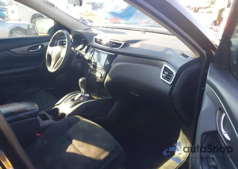 2015 Nissan Rogue Sv z USA, uszkodzony, nr VIN 5N1AT2MT8FC911286